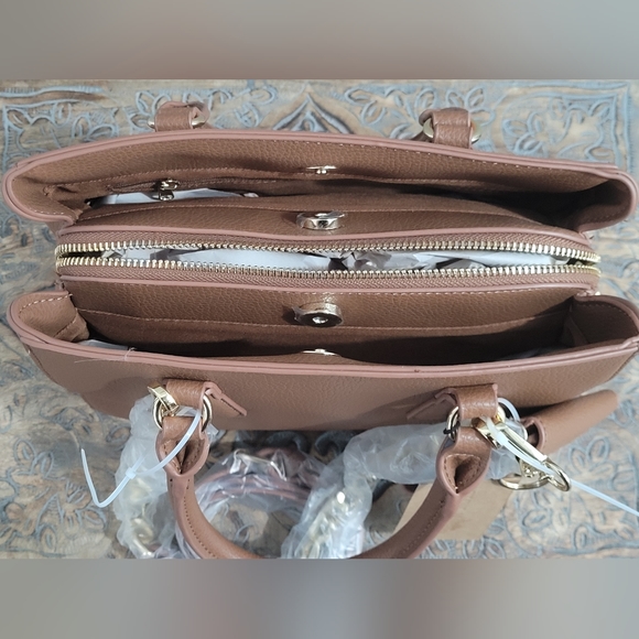 ⚡️Sale Steve Madden Gorgeous Brown Crossbody Satchel with Wallet Keychain - Picture 3 of 13